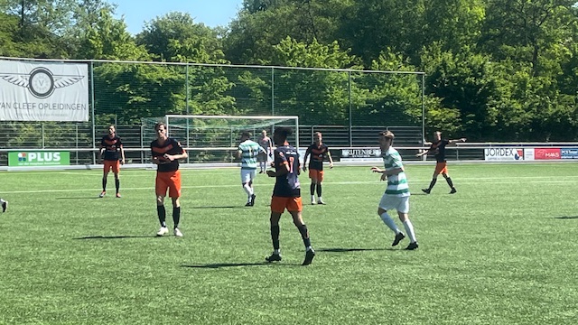 VV AMSTELVEEN-hEEMRAAD-FC VVC